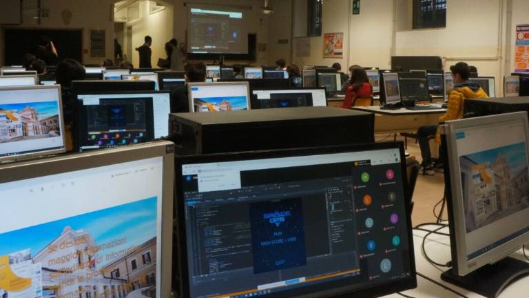 Dall'Itt Pascal di Cesena 17 studenti alle Olimpiadi di Informatica Dall'Itt Pascal di Cesena 17 studenti alle Olimpiadi di Informatica