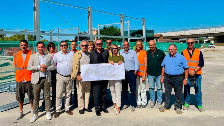 Oggi un sopralluogo del sindaco al cantiere insieme agli assessori Petetta e Cicognani Oggi un sopralluogo del sindaco al cantiere insieme agli assessori Petetta e Cicognani