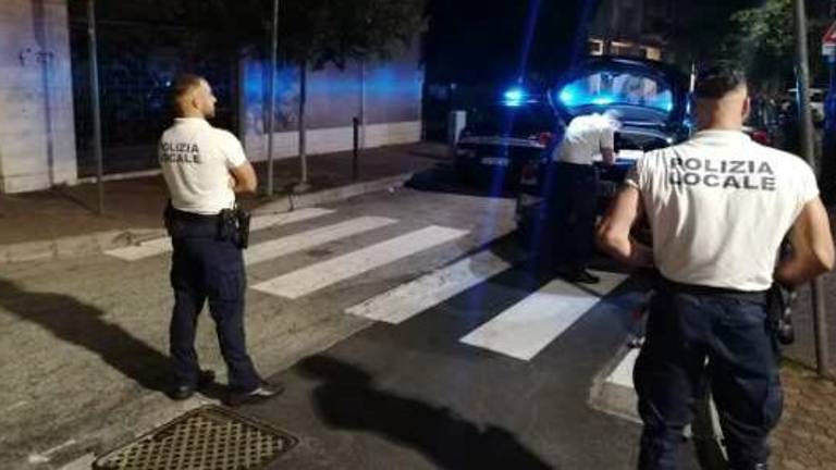 Cesenatico: botte a moglie e vigili arrestato 41enne di Gambettola Cesenatico: botte a moglie e vigili arrestato 41enne di Gambettola