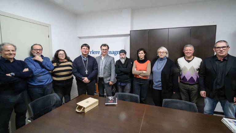Rimini, il vescovo Anselmi in visita alla redazione del Corriere Romagna - Gallery Rimini, il vescovo Anselmi in visita alla redazione del Corriere Romagna - Gallery