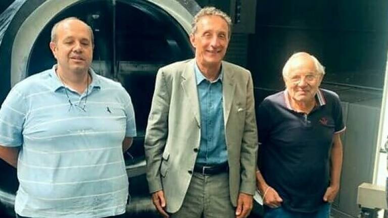 Massa Lombarda, la visita del sindaco all'Officina Bonaveri Massa Lombarda, la visita del sindaco all'Officina Bonaveri