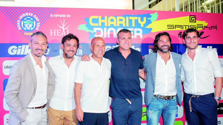Riccione, Bobo Vieri raccoglie 21mila euro Riccione, Bobo Vieri raccoglie 21mila euro