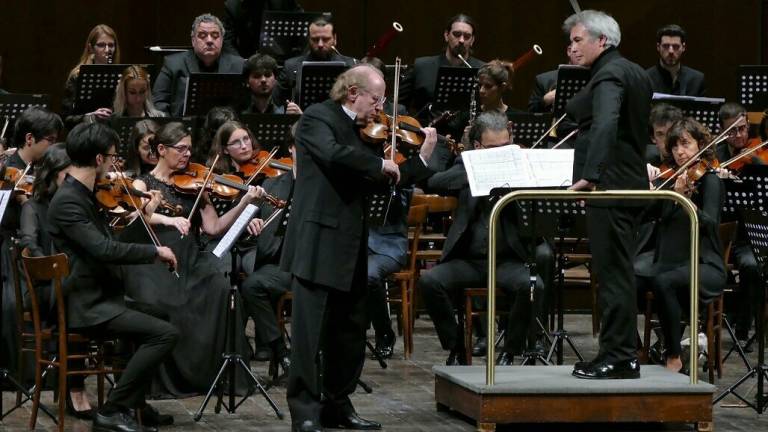 Cesena, Dvorak al Bonci con la Maderna e Ilya Grubert Cesena, Dvorak al Bonci con la Maderna e Ilya Grubert
