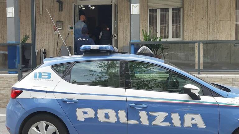 Il questore chiude per 15 giorni un hotel di Miramare Il questore chiude per 15 giorni un hotel di Miramare