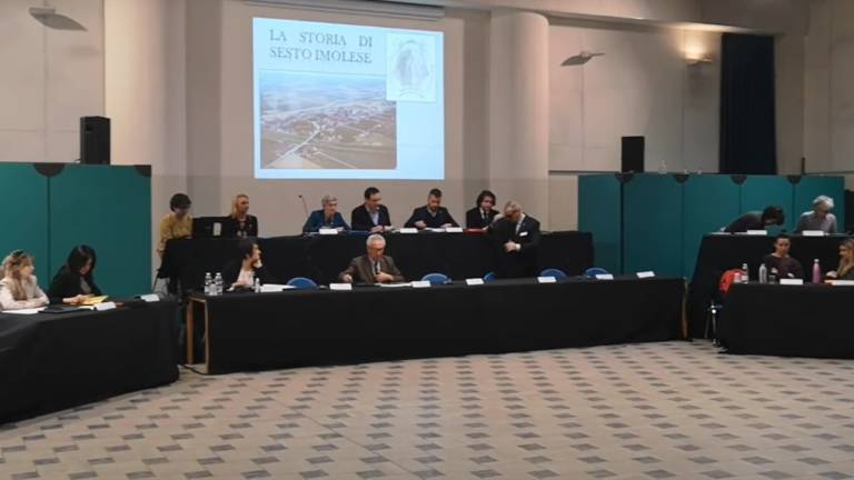 Imola, il consiglio comunale a Sesto Imolese Imola, il consiglio comunale a Sesto Imolese
