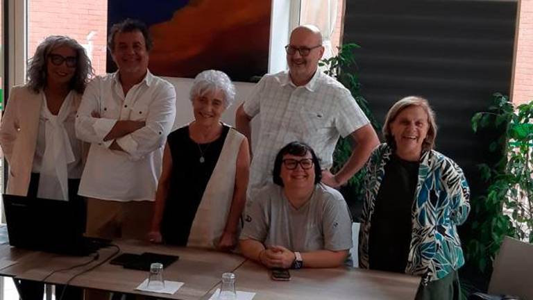 Componenti del direttivo delle Cucine Popolari Componenti del direttivo delle Cucine Popolari
