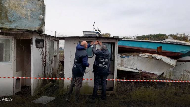 Bellaria, deposito abusivo di rifiuti accanto al cantiere navale Bellaria, deposito abusivo di rifiuti accanto al cantiere navale