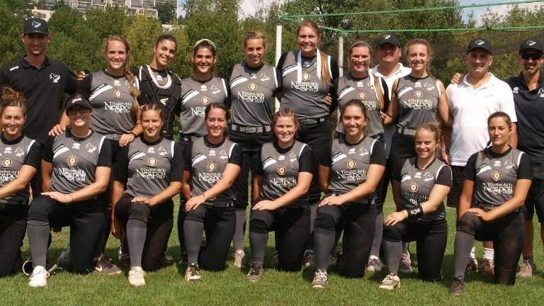 Softball, la Poderi Dal Nespoli Forlì vince la Coppa delle Coppe Softball, la Poderi Dal Nespoli Forlì vince la Coppa delle Coppe