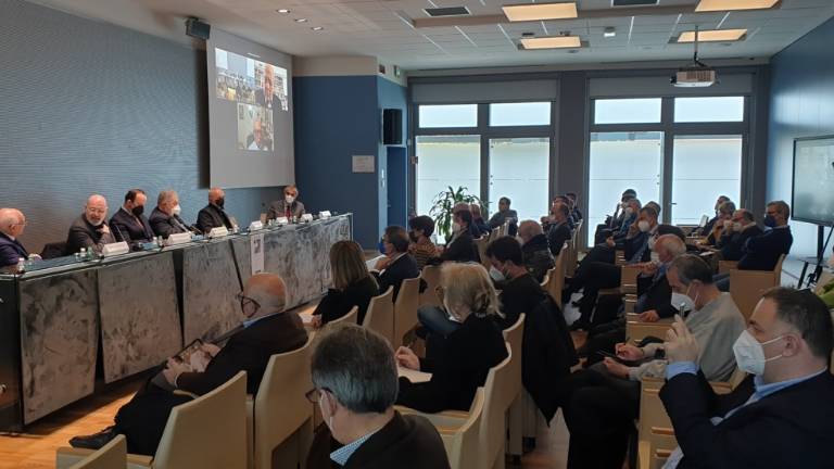 Dall'Ucraina 80mila profughi in Italia. Bonaccini: Afflusso in calo, ma restiamo pronti Dall'Ucraina 80mila profughi in Italia. Bonaccini: Afflusso in calo, ma restiamo pronti