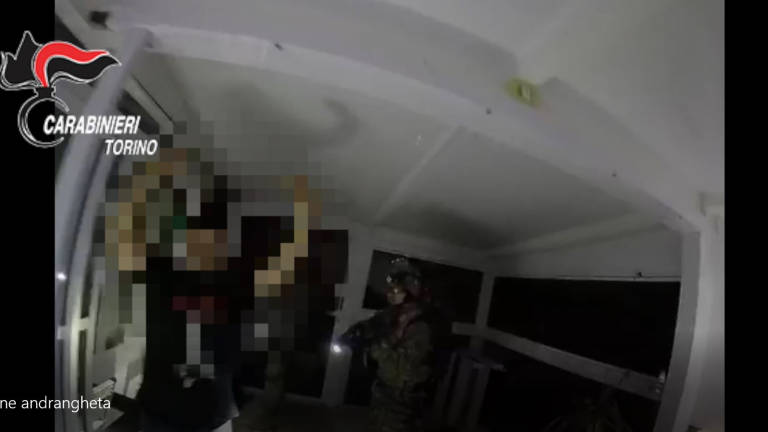 'Ndrangheta: maxi operazione, un arresto a Cesenatico - VIDEO 'Ndrangheta: maxi operazione, un arresto a Cesenatico - VIDEO