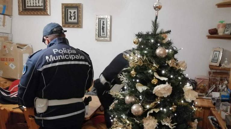 Rimini. Spacciavano agli studenti, arrestati due diciottenni Rimini. Spacciavano agli studenti, arrestati due diciottenni