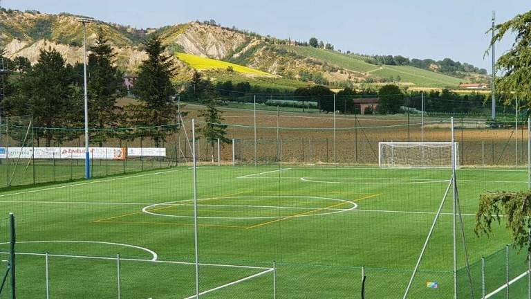 Casalfiumanese, si inaugura il nuovo campo sportivo Casalfiumanese, si inaugura il nuovo campo sportivo