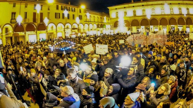Pizzolante: Zalone, le sardine e l'anno che verrà Pizzolante: Zalone, le sardine e l'anno che verrà