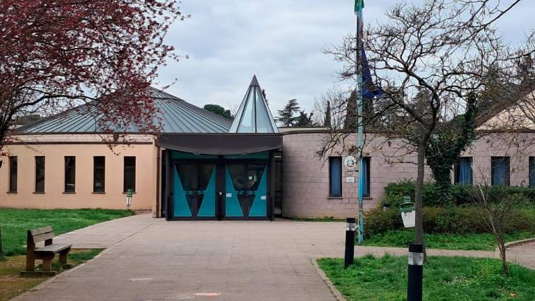 Riccione, scuola di viale Bergamo: terminati i lavori alla mensa Riccione, scuola di viale Bergamo: terminati i lavori alla mensa