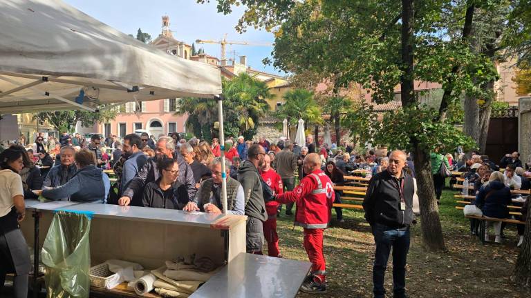 Brisighella, sagre che passione: in migliaia per gli appuntamenti con “Mora Romagnola” e “Castrato” Brisighella, sagre che passione: in migliaia per gli appuntamenti con “Mora Romagnola” e “Castrato”