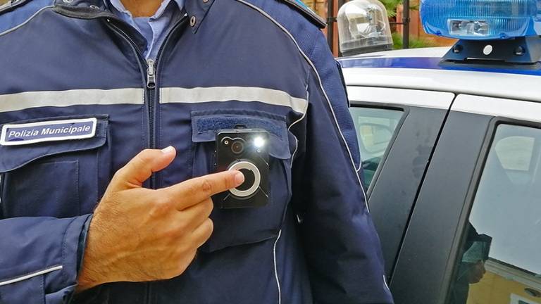 Ravenna, parte l'uso delle body cam per la polizia locale Ravenna, parte l'uso delle body cam per la polizia locale