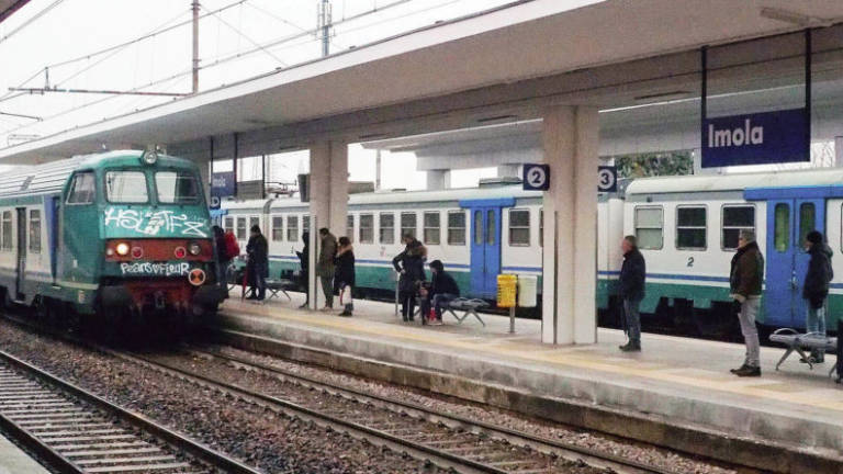 Treni: sconti per gli imolesi titolari di abbonamenti annuali Treni: sconti per gli imolesi titolari di abbonamenti annuali