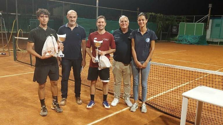 Tennis, Foschini vince da dominatore a Russi Tennis, Foschini vince da dominatore a Russi