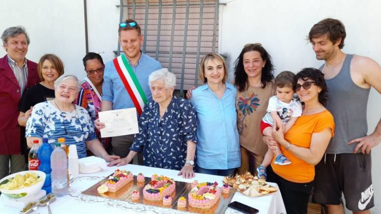 Castel Bolognese, gli splendidi 100 anni di Giulia Loreti Castel Bolognese, gli splendidi 100 anni di Giulia Loreti