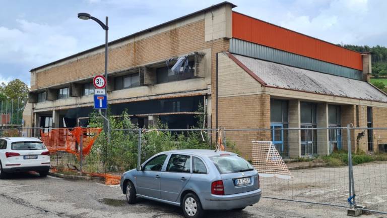 San Piero in Bagno, palestra scolastica, il sindaco: Puntiamo ad averla pronta in settembre San Piero in Bagno, palestra scolastica, il sindaco: Puntiamo ad averla pronta in settembre