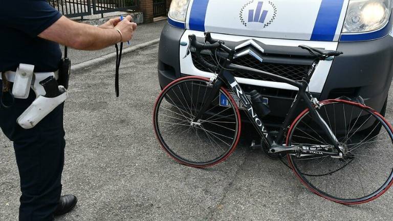 Forlì, travolto in bici: addio ad Aurelio Mordenti, volto noto del calcio amatoriale Forlì, travolto in bici: addio ad Aurelio Mordenti, volto noto del calcio amatoriale