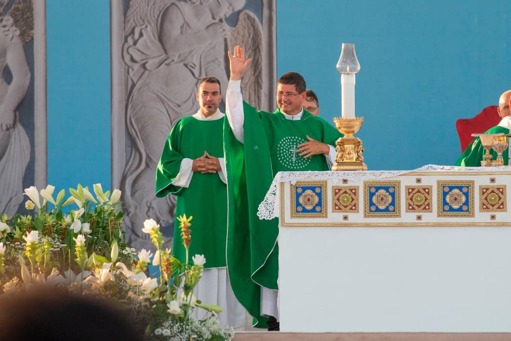 Rimini, le promesse del vescovo Anselmi a Papa Leone: “Sistemeremo il campo da calcio per i fratelli carcerati e ci impegneremo per Gaza”