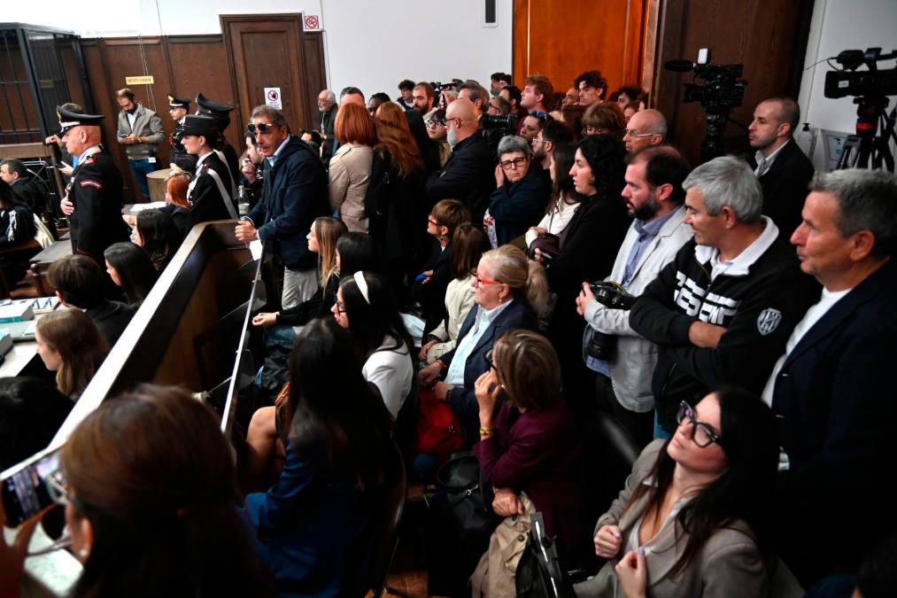 Forlì, il processo Spada: il clamore mediatico e i riflettori di tutta Italia sul tribunale - Gallery