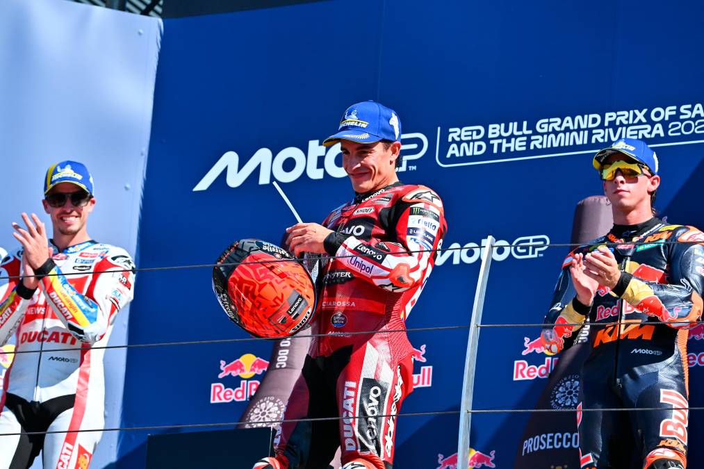 MotoGp, Bezzecchi cade e lascia strada al dominio di Marquez a Misano