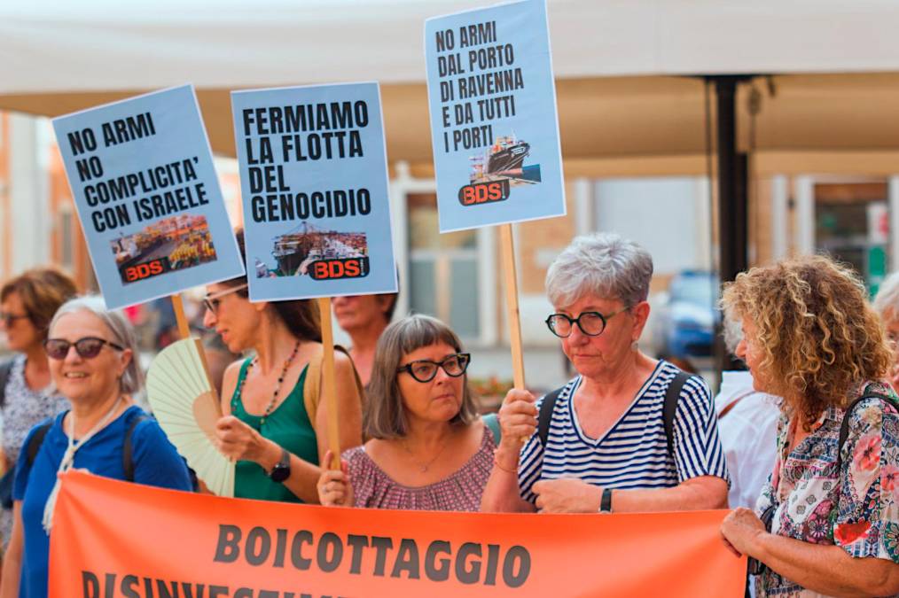 Ravenna, presidio contro il traffico di armi nel porto e solidarietà a Linda Maggiori - Gallery