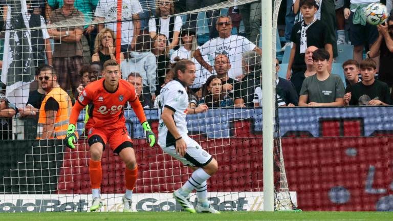Jonathan Klinsmann e Michele Castagnetti nel match del Manuzzi contro il Palermo (foto Gianmaria Zanotti)