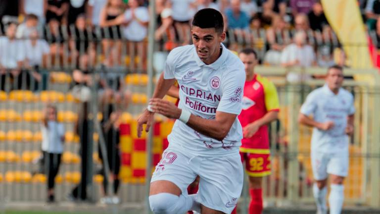 Cristian Spini ha realizzato su rigore il suo 6° gol in campionato (foto Massimo Fiorentini)