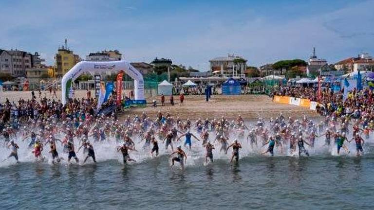 Nel weekend al Fantini tornano i campionati italiani di Triathlon Sprint: resteranno a Cervia fino al 2027