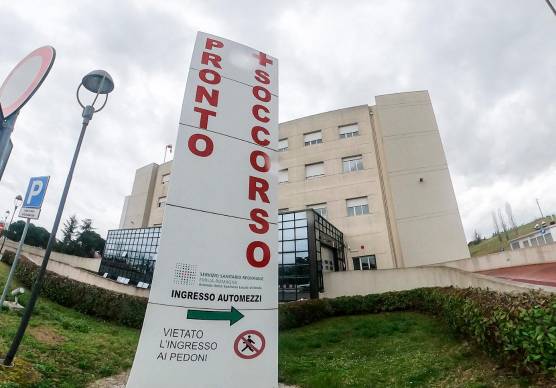 L’ingresso ambulanze del pronto soccorso di Imola (foto mmph)