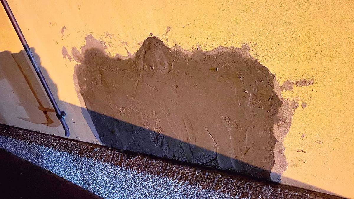 Tentato furto al supermercato di Cesena: la banda del buco se ne va a mani vuote