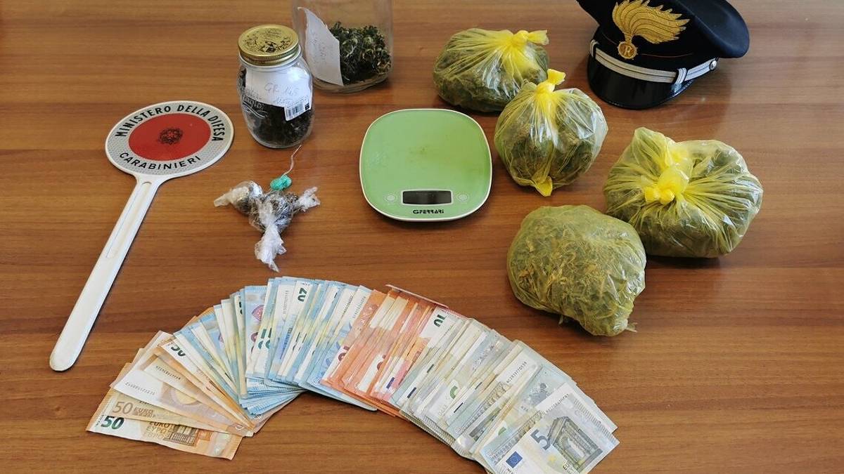 Un 27enne di Cesena arrestato per droga a Cesenatico