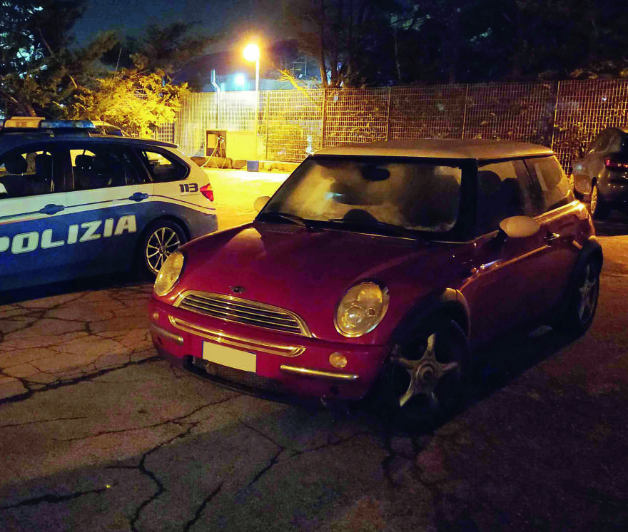 Rimini, film porno in strada durante la quarantena