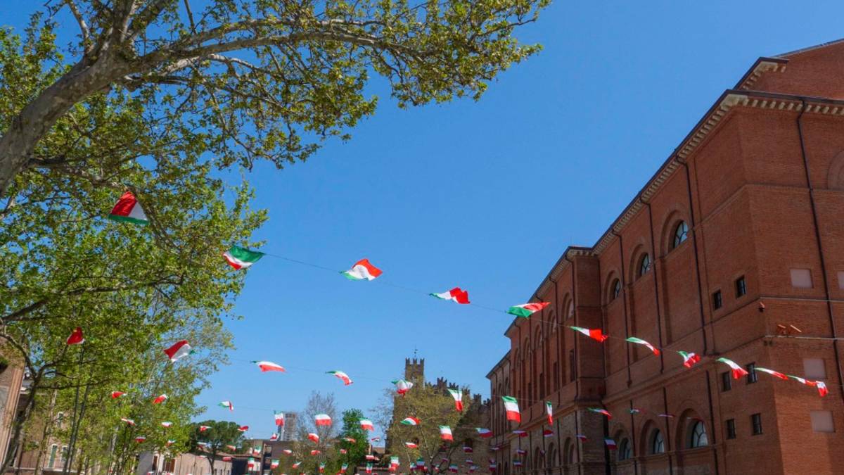 Rimini, gli Alpini e le accuse di molestie: Prendiamo le distanze, ma non risultano denunce