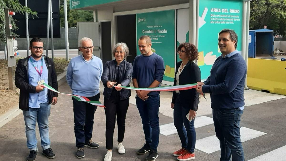 Rimini, Hera inaugura l'Area del Riuso in via Nataloni