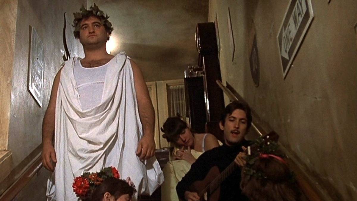 Ravenna, un toga party con centinaia di persone costa 8.000 euro di multa