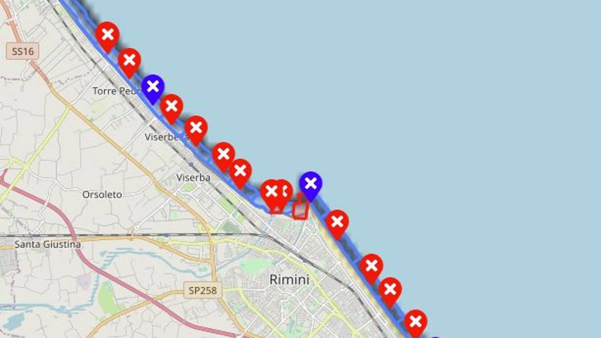 Mare. Divieti di balneazione in molti tratti della costa romagnola. Rimini chiede lumi