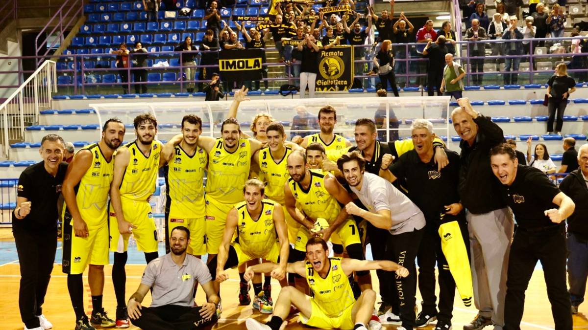 Basket B, la fotogallery di Blacks Faenza-Virtus Imola 68-80