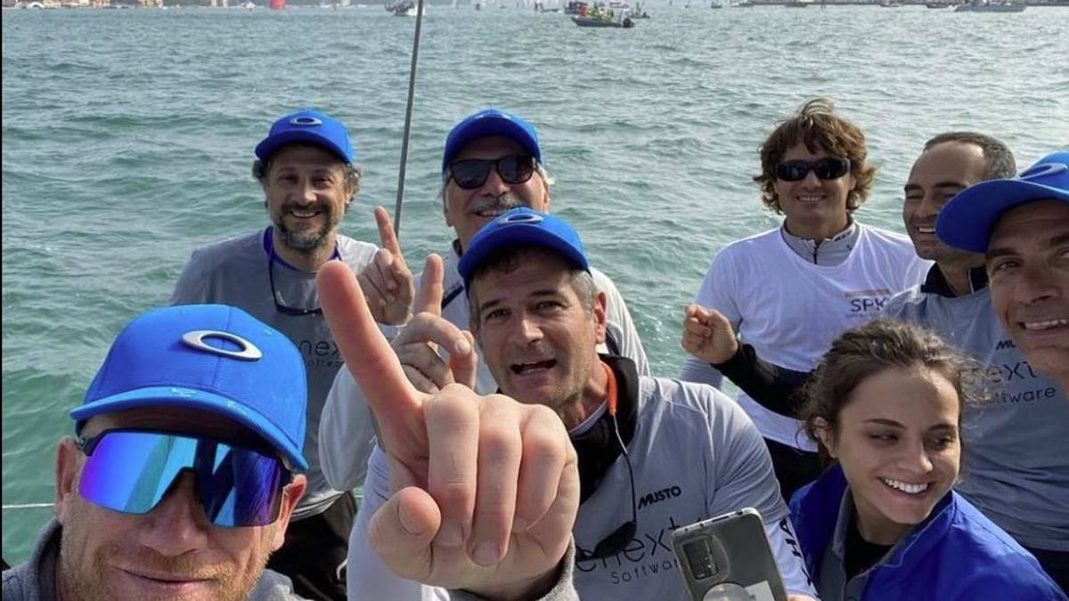 Vela. Alla Veleziana Pegaso, Al 217 e Lo Re prime di classe