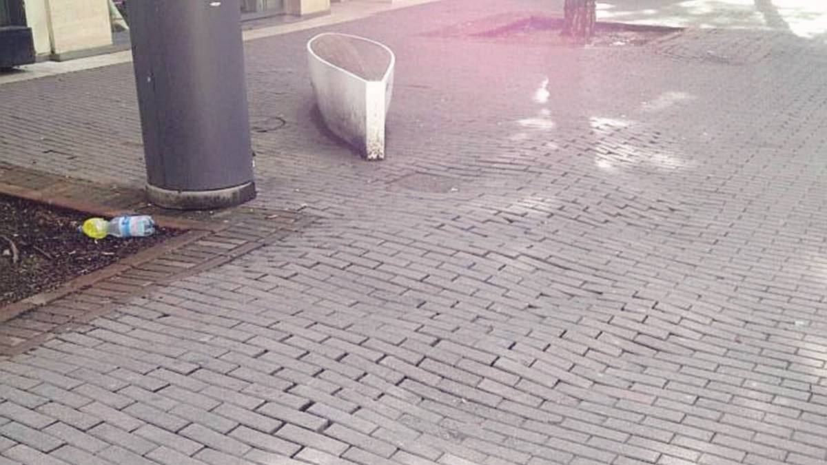 Pavimento sconnesso a Riccione, finisce in ospedale