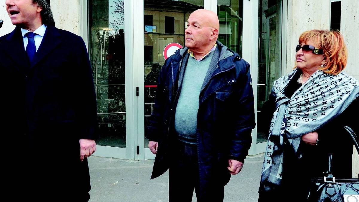 Attorno a Pantani clima di minacce, la camorra resta una ipotesi credibile