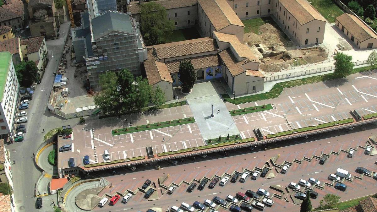 Forlì, atti osceni vicino al San Domenico