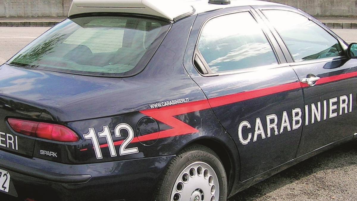 Si confida con l'insegnante, estorsore in manette