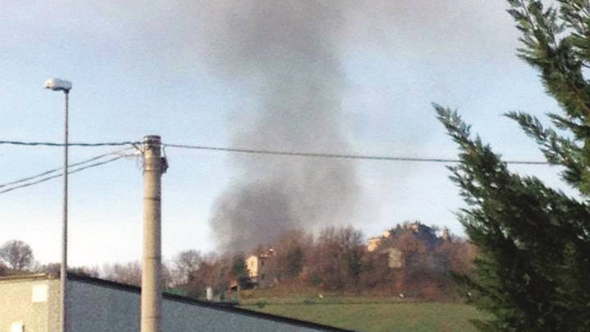 Incendio alla Eco-Pfu, esposto alla Procura di 75 abitanti