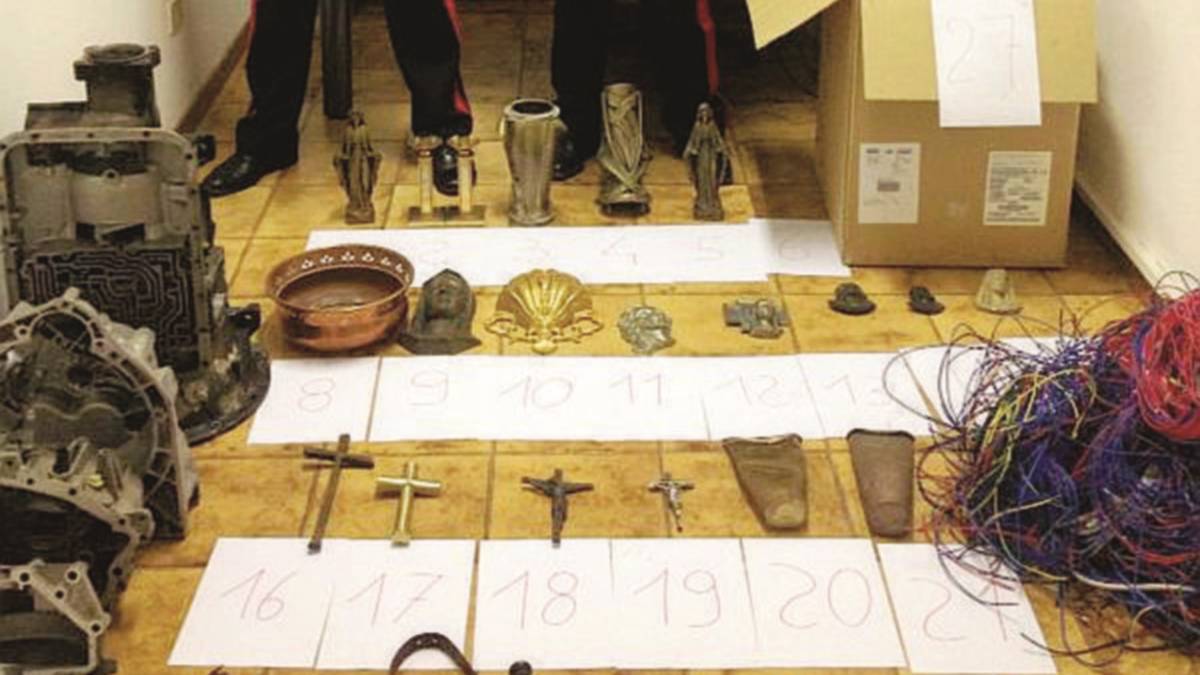Il ladro dei cimiteri ha 89 anni