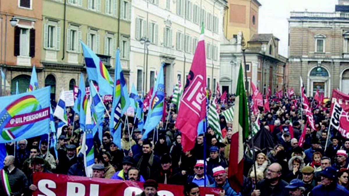 «Cassa integrazione finita. Impennata di disoccupazione attesa all'inizio del 2015»