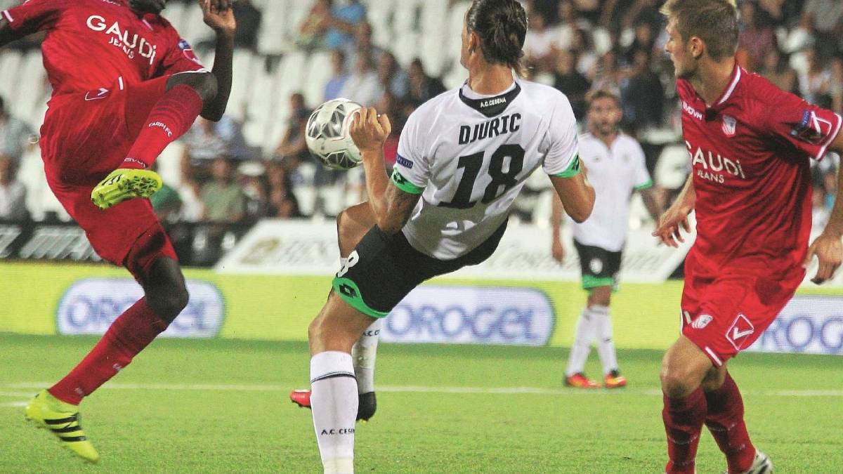 Djuric stende il Carpi di Castori